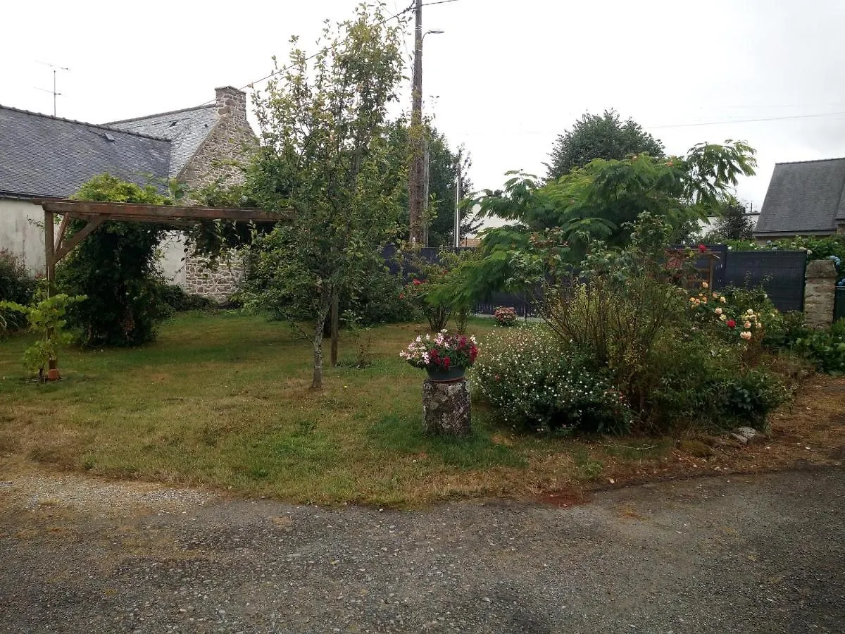 Chalet La Grange A Patates Villa Plumergat France