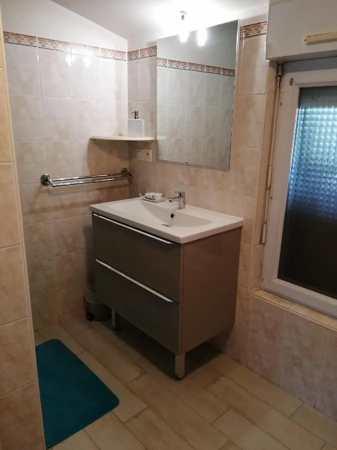Chalet La Grange A Patates Villa Plumergat France